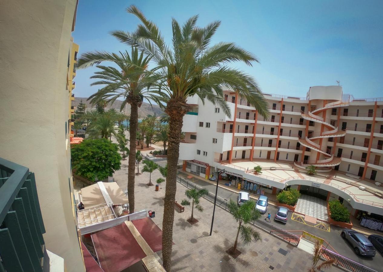 El Carmen Beach Apartment Лос Кристианос Экстерьер фото
